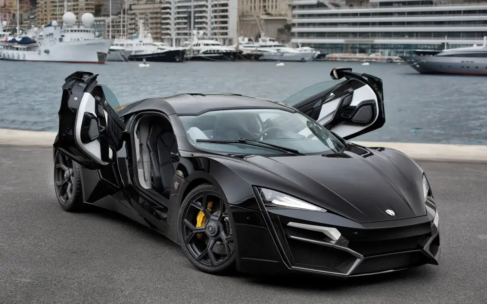 Топ-10 самых дорогих автомобилей в мире: Lykan HyperSport