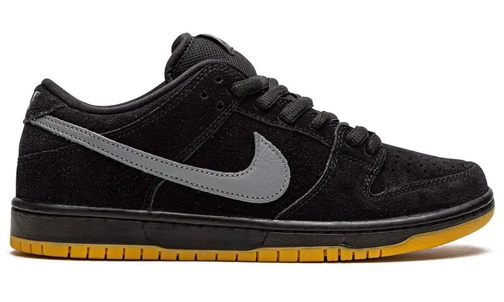 Nike SB Dunk Low Pro Sneakers